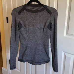 Lululemon top - size 2